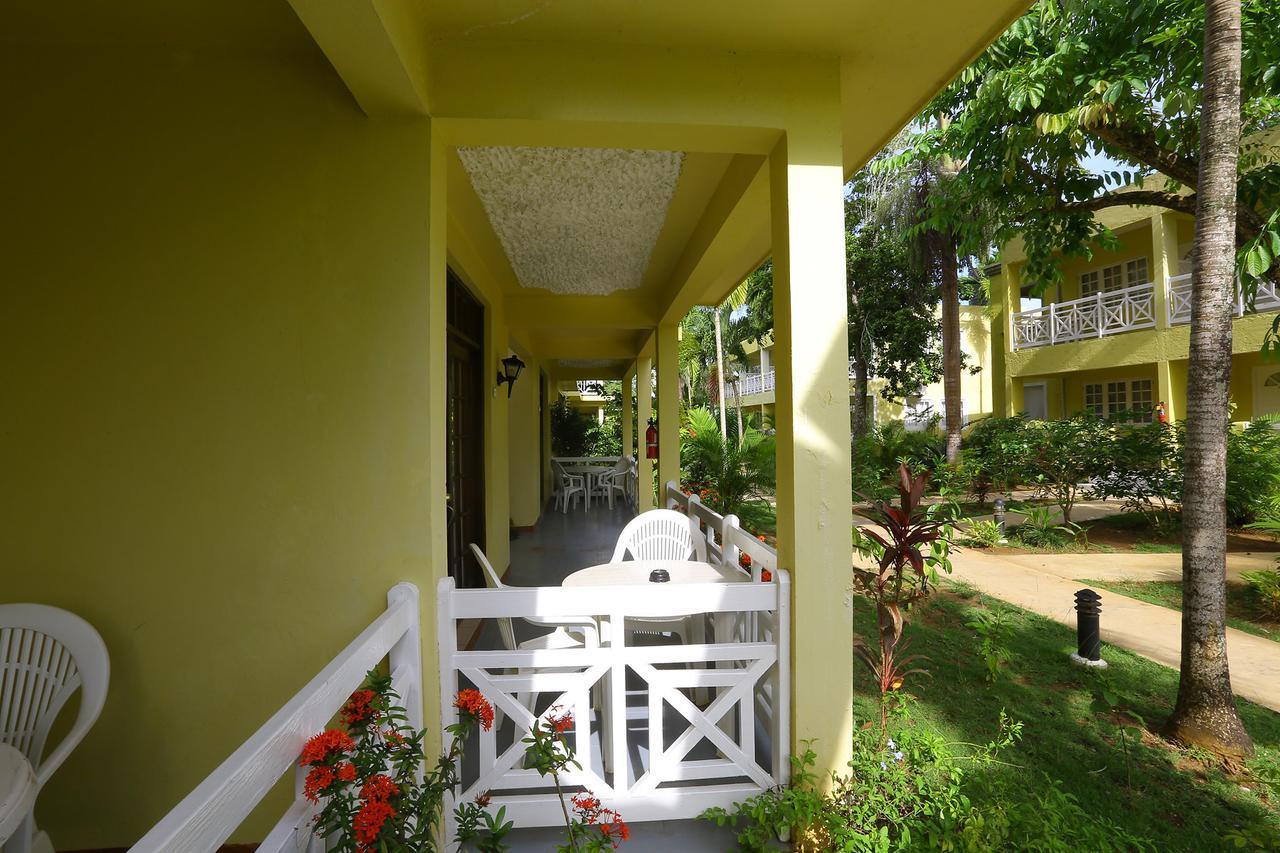 Merrils Beach Resorts Lll เนกริล ภายนอก รูปภาพ