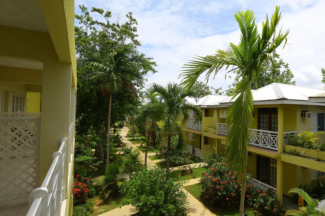Merrils Beach Resorts Lll เนกริล ภายนอก รูปภาพ