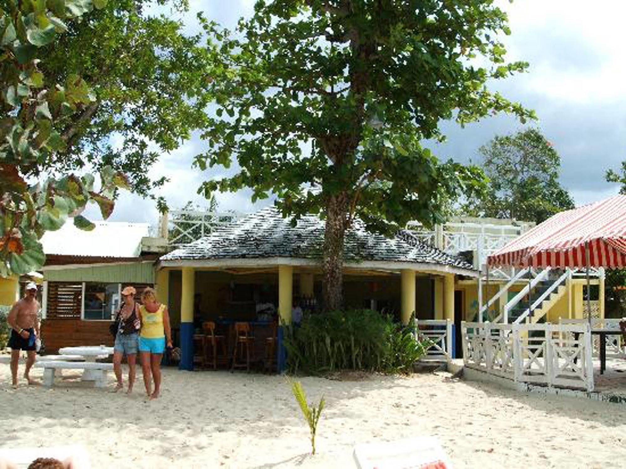 Merrils Beach Resorts Lll เนกริล ภายนอก รูปภาพ