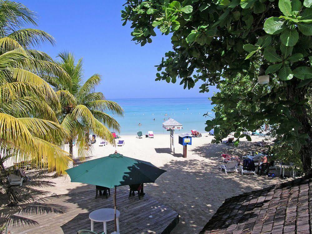 Merrils Beach Resorts Lll เนกริล ภายนอก รูปภาพ