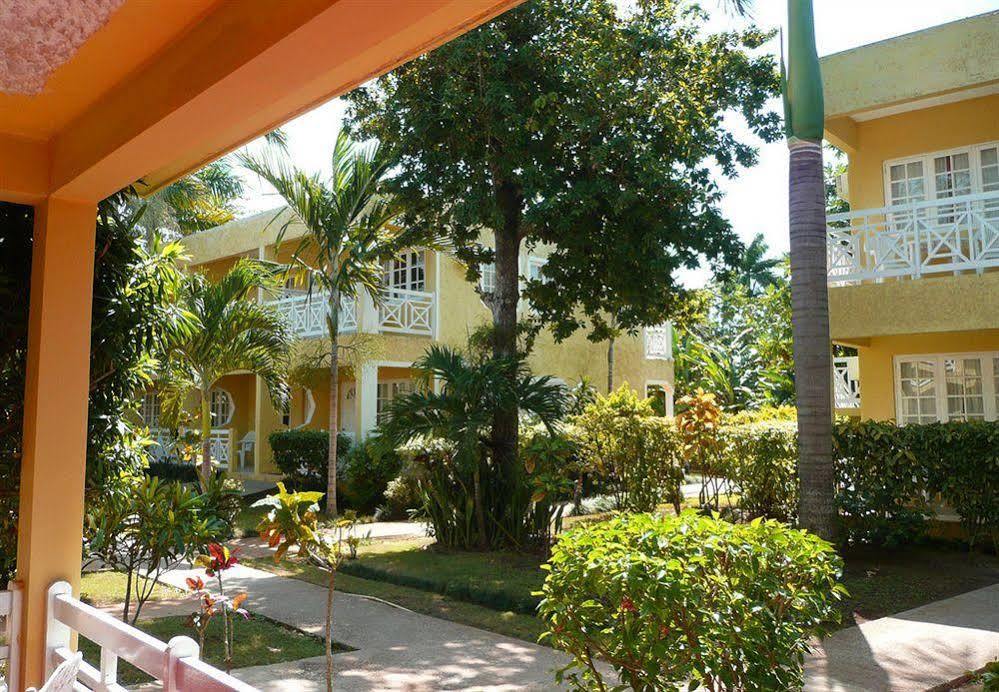 Merrils Beach Resorts Lll เนกริล ภายนอก รูปภาพ