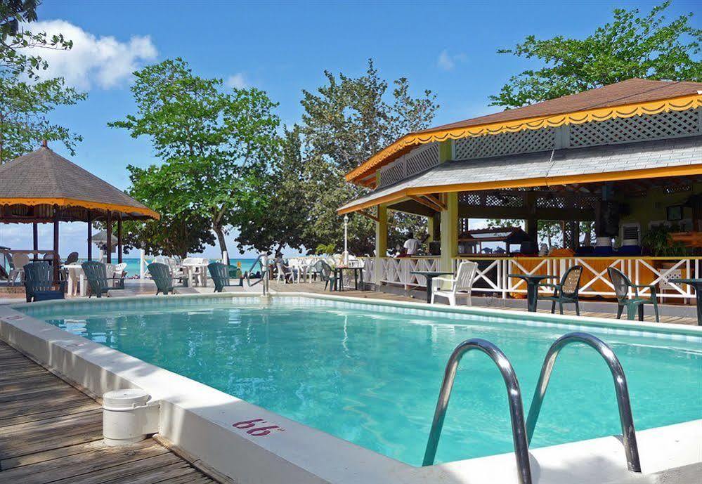 Merrils Beach Resorts Lll เนกริล ภายนอก รูปภาพ