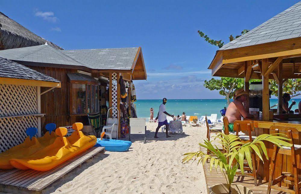 Merrils Beach Resorts Lll เนกริล ภายนอก รูปภาพ
